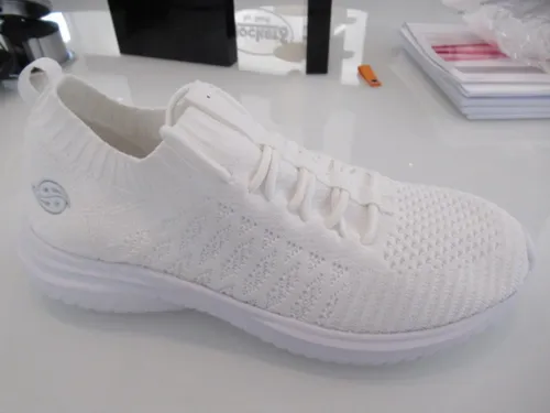 Dockers Komfort Schnürer für Damen in Weiß 113-10-01421 - Stylische Sneaker für Damen, leicht und atmungsaktiv mit Memory-Foam für maximalen Komfort. Ideal für den Alltag und vielseitig kombinierbar.