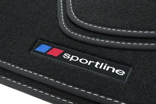 teileplus24 F654 Fußmatten Gummimatten Sportline Design für BMW 5er LCI F10 F11 - Hochwertige Fußmatten aus flauschigem Velours, passend für BMW 5er LCI (2013-2017), mit verstärkter, wasserfester Gummirückseite und sportlichem Design.