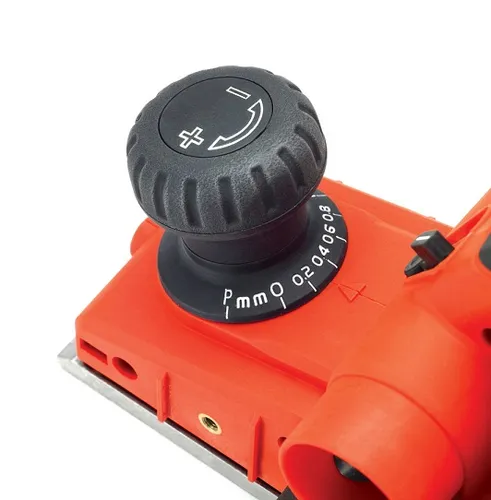 Black+Decker KW750K - 750 Watt Hobel mit Zubehör, ergonomisch für ermüdungsfreies Arbeiten und präzise Ergebnisse