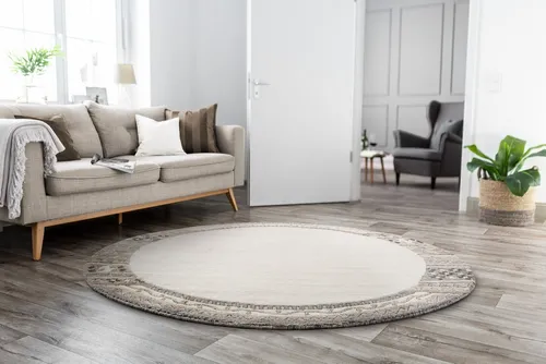 THEKO Wollteppich Royal Natur 6030, rund - Kurzflor-Teppich aus reiner Schurwolle, handgetuftet für natürliche Entspannung und passt sich jedem Wohnstil an.