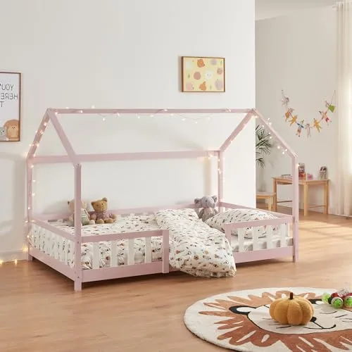 [en.casa] Kinderbett Sisimiut Hausbett 90 x 200 cm - Kleinkindbett aus hochwertigem Kiefernholz mit sicherem Rausfallschutz und ansprechendem Haus-Design in Rosa/Weiß für eine gemütliche Schlafumgebung.