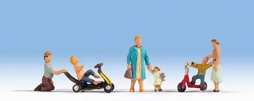 Noch 15591 Eltern und Kinder, 3 Figuren bemalt H0 neu OVP