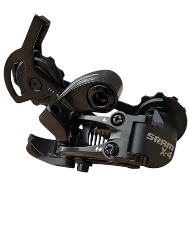 Sram Road Rival22 Schaltwerk kurzer Käfig 11-Fach - Kurbel & -garnituren, präzise Schaltperformance für anspruchsvolle Radfahrer, ideal für sportliche Einsätze.