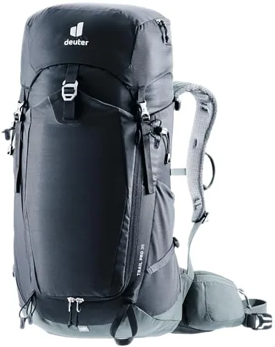 Deuter Trail Pro 36 black-shale - Vielseitiger Trekkingrucksack - Rucksack für Wandern, Klettern und Trekking mit 36 Litern Volumen. Ergonomisches Airstripes Rückensystem für maximalen Tragekomfort und Belüftung.