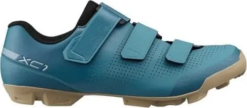Shimano XC102W aqua blue (B24) 40 – Damen Radschuhe - Die Shimano XC102W Schuhe bieten optimalen Komfort und Leistung für Frauen beim Mountainbiken und Rennradfahren. Mit stabilen Klettverschlüssen und atmungsaktivem, recyceltem Material sind sie die perfekte Wahl für anspruchsvolle Radfahrerinnen.