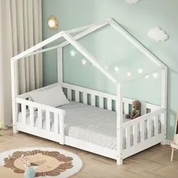 ML-Design Kinderbett Hausbett 70x140 cm Weiß - Betten: Stilvolles Hausbett aus massivem Kiefernholz mit Rausfallschutz und Lattenrost. Ideal für Kleinkinder, vereint Schlafkomfort mit kreativem Spielraum.