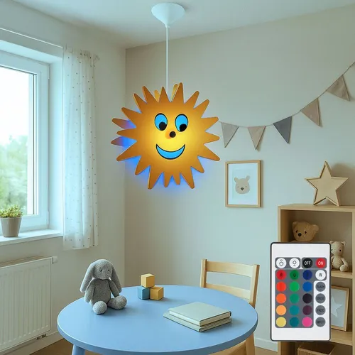 Pendelleuchte Kinderzimmer Sonne mit Fernbedienung - Stimmungsvolle Pendelleuchte für das Kinderzimmer mit Sonnenmotiv, dimmbar per Fernbedienung und 16 RGB-Farben zur Auswahl. Ideal für kreative Lichtgestaltung und warme Atmosphäre.