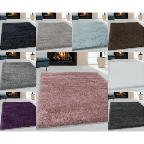 Luxuriöser Hochflor-Teppich in Unifarben - Teppiche: Genießen Sie den ultimativen Komfort mit unserem flauschigen Hochflor-Teppich, der moderne Eleganz und eine kuschelig weiche Haptik in Ihr Zuhause bringt.