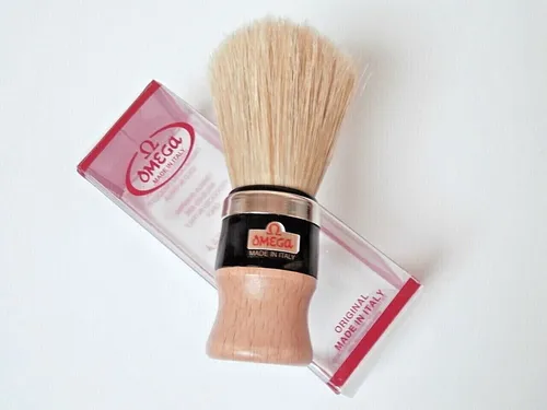 Rasierpinsel von OMEGA