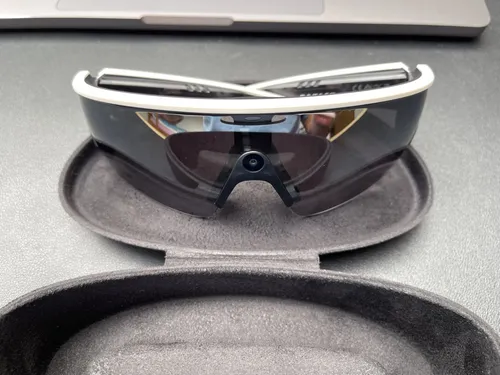 Oakley Vanguard Brille