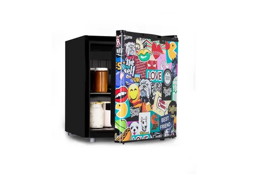 Klarstein Table Top Kühlschrank HEA14-CoolVobe-46L - Minikühlschrank mit 46 Litern Fassungsvermögen, ideal für Hotelzimmer oder als Hausbar, energieeffizient und mit stylischem Stickerbomb-Design.