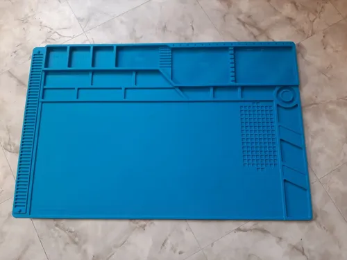 McPower Silikon-Lötmatte LM-18 – Praktisches Zubehör für Lötkolben - Hochwertige Silikon-Lötmatte, hitzebeständig und flexibel, ideal für präzises Arbeiten und Schutz Ihrer Arbeitsfläche.