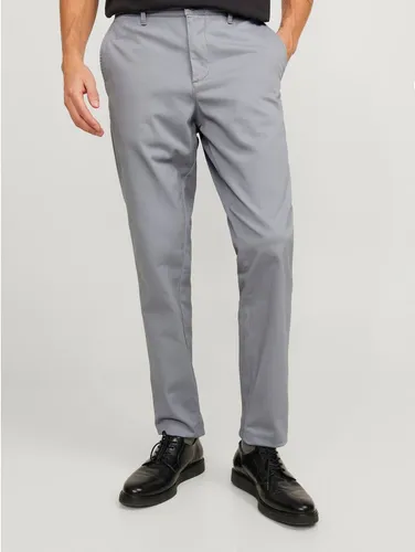 JACK & JONES Male Slim Fit Chino Marco Bowie SA Navy Blazer - Wanderhosen für Herren mit Paspeltaschen, ideal für Komfort und Stil bei deinen Outdoor-Abenteuern. Hergestellt aus 98% Baumwolle für Atmungsaktivität.