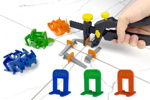 HexPro Nivelliersystem Zuglaschen 2mm - Fliesenverlegehilfe - Abstandshalter für ebenmäßige Fliesenverlegung - 200 Zuglaschen und 100 Keile für Fliesenstärken von 3 bis 15 mm, mit optimierter Sollbruchstelle für einfache Handhabung.