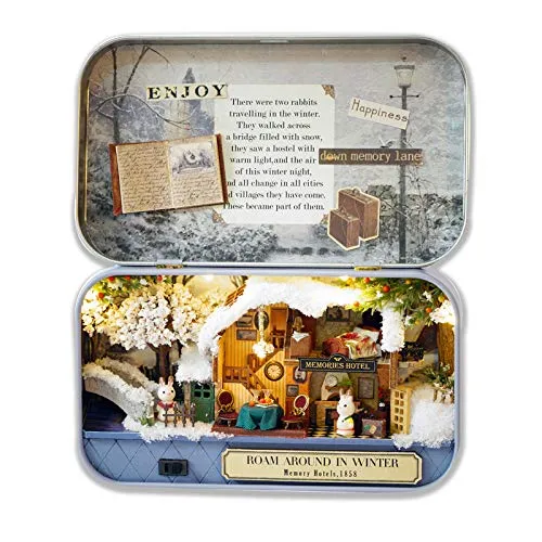 Cuteefun DIY Miniatur Haus Kit in Box zu Bauen, Handgemachtes Mini Theater Bastelset, Kreative Handwerkliche Geschenke für Frauen (Leben im Winter)