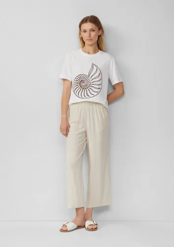 s.Oliver Culotte mit Elastikbund und modischem Alloverprint - Diese mittelhohe Culotte aus Viskose bietet einen komfortablen Elastikbund und ein modernes Wide Leg Design. Ideal für vielseitige Looks und den täglichen Einsatz.