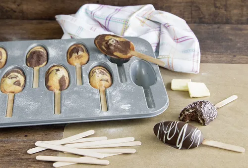 Städter We Love Baking Backform Cake Lollies von Städter