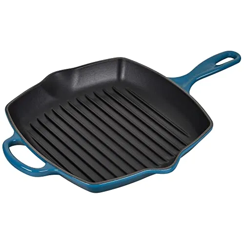 Le Creuset Signature Gusseisen-Grillpfanne 26 cm - Quadratische Grillpfanne aus emailliertem Gusseisen, ideal für alle Herdarten inkl. Induktion. Perfekte Wärmeverteilung für krosses Anbraten von Fleisch und Gemüse.