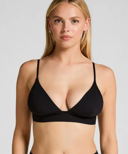 Hunkemöller Smooth Triangle Bralette - Genieße den ultimativen Komfort mit diesem bügellosen Bralette! Es bietet eine weiche Haptik und herausnehmbares Futter für eine individuelle Passform. Ideal für Kombinationen mit deinen Lieblingsslips.