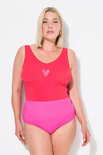 Ulla Popken Badeanzug mit Glitzerkante und V-Ausschnitt in Rosa-Rot – Größe 42 - Sportlicher Badeanzug mit trendiger Glitzerkante, gefertigt aus 80% recyceltem Polyamid für ein angenehmes Tragegefühl. Pflegeleicht und ideal für den Sommer.