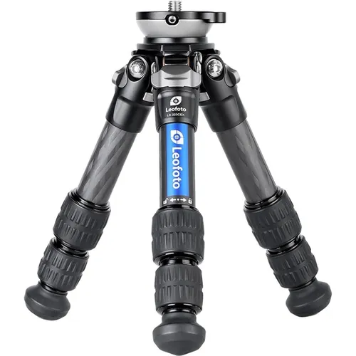 Leofoto Ranger LS-223C + Ballhead LH-25: Ultrakompaktes Reisestativ - Stative, das kleinste und leichteste Stativ der Ranger-Serie, ideal für Reisende, die Wert auf geringes Gewicht und kompakte Größe legen.