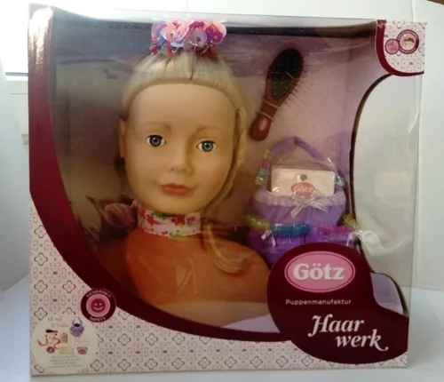 Götz Haarwerk Frisierkopf, blond - Puppen Frisierkopf mit blonden Haaren und blauen Augen, 58-teiliges Zubehör für kreatives Styling, rutschfest durch Saugnäpfe, inklusive Styling-DVD.