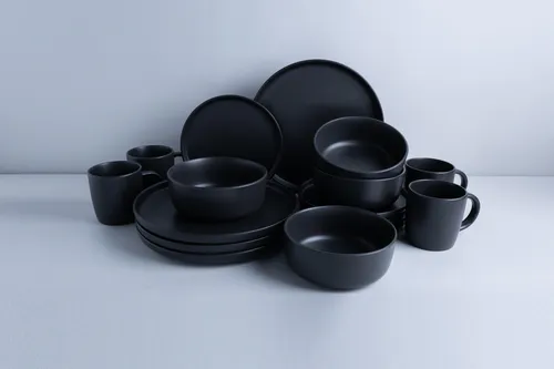 Van Well Kombiservice Nero - 16-teiliges Geschirrset in Schwarz, robust und lebensmittelecht für stilvolle Mahlzeiten
