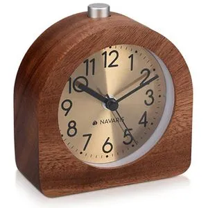 Analog Holzwecker Snooze Retro Uhr in braun von Navaris