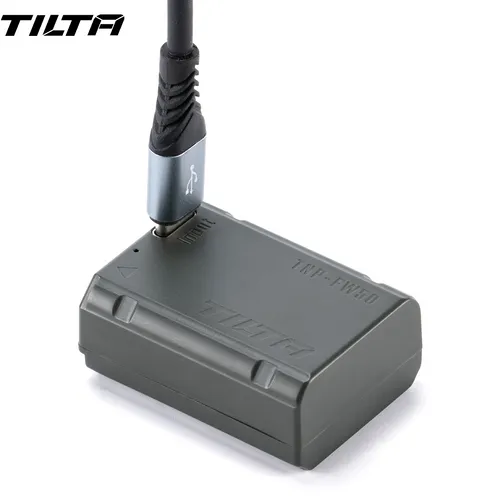 Produktbild Tilta 980mAh NP-FW50 Battery mit USB-C Input PD fast charging TNP-FW50-GN