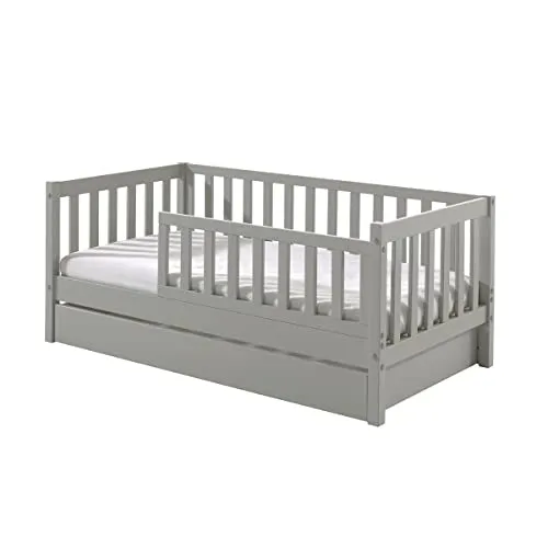 Vipack Juniorbett 70 x 140 cm mit Bettschublade - Kleinkindbett aus massivem Kiefernholz, inklusive Rausfallschutz und praktischer Bettschublade für zusätzlichen Stauraum.