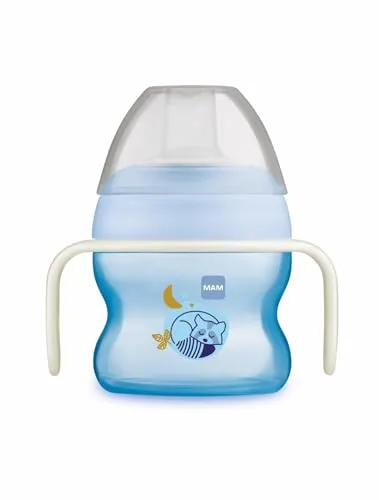 MAM Trinklernbecher, ab 4 Monaten, 150 ml, der erste Becher des Babys, asymmetrischer Auslaufschutz aus Silikon, leicht zu akzeptieren, mit im Dunkeln leuchtenden Griffen, Blau, 1 Stück