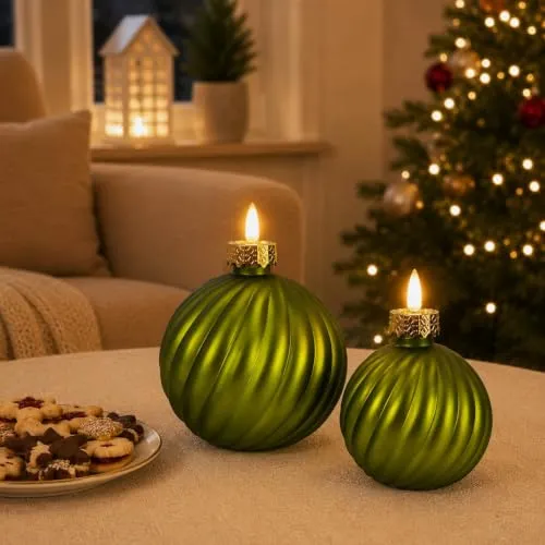 LED-Kerzen aus Glas, Weihnachtskugel & Timer in grün von Online Fuchs