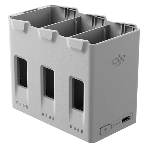 DJI Lito X1 Series Two-Way Charging Hub - Der DJI Lito X1 Series Two-Way Charging Hub optimiert das Laden von bis zu drei Akkus gleichzeitig. Mit intelligentem Energiemanagement wird überschüssige Energie ausgeglichen, um eine effiziente Nutzung zu gewährleisten.