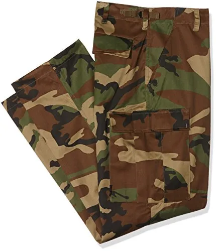 Mil-Tec US Typ BDU Hose Woodland 906 - Wanderhosen mit 112 Taschen an den Schienbeinen und verstellbarem Kordelzug für optimalen Tragekomfort und hohe Funktionalität.