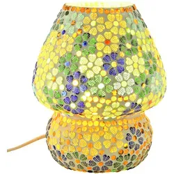 Marrakesch Nachttischlampe Aubina -3- aus Glas Mosaik - Nachttischleuchten, handgefertigte Tischlampe im einzigartigen marokkanischen Design, die warmes Licht für eine entspannende Atmosphäre schafft.