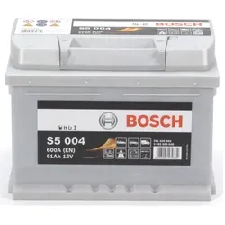 Bosch S5 004 Autobatterie 12V 61Ah 600A - Autobatterie mit 61 Ah Kapazität, wartungsfrei und ideal für Fahrzeuge mit hohem Leistungsanspruch. Hohe Korrosionsbeständigkeit und Langlebigkeit für zuverlässigen Start.