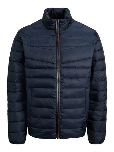 Jack & Jones Steppjacke JJWEST LIGHT PUFFER COLLAR - Leichte Steppjacke für Herren von Jack & Jones, ideal für stylische Freizeitlooks. Kombinierbar mit Jeans oder Chinos, bietet sie perfekten Tragekomfort und ein modernes Design.
