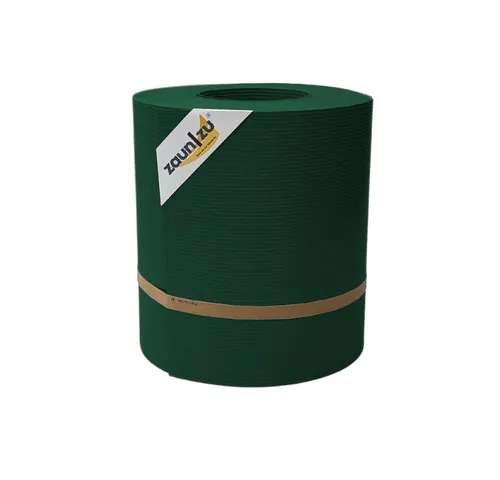 zaun|zu® Rille Maxi Sichtschutzstreifen 26m x 24cm | UV-beständiger Sichtschutz für Doppelstabmatten in Grün - Der Rille Maxi Sichtschutzstreifen sorgt für ein modernes Erscheinungsbild deiner Zäune. Einfach zu montieren und robust, bietet er Privatsphäre und Windschutz – ideal für deinen Garten.