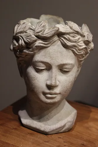 Pflanzbüste, Frauenfigur, Frauenbüste zum Bepflanzen, H 22 cm, Keramikbüste