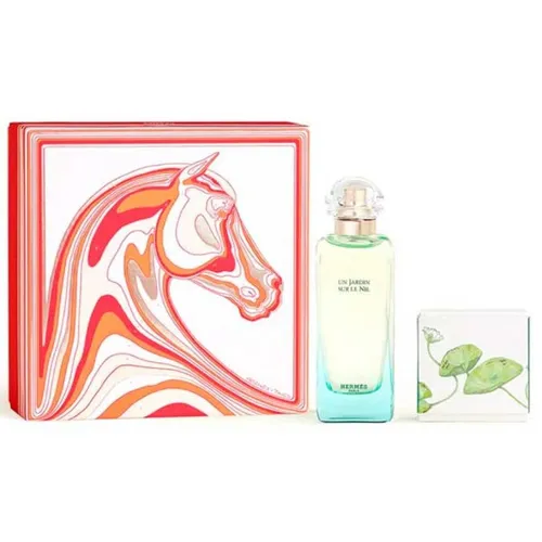 Hermès Un Jardin Sur Le Nil EDT Geschenkset 100 ml + 50 g Seife - Unisex Duft Geschenkset mit einem blumig-fruchtigen Aroma, ideal für edle Anlässe und als perfektes Geschenk. Genießen Sie die Kombination aus Duft und Pflege!