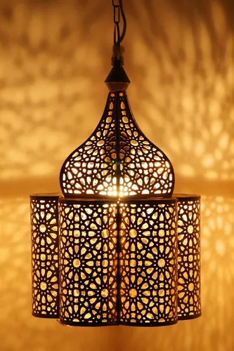 Marrakesch Orient & Mediterran Interior Deckenleuchte Feryal Gold - Lampen - Elegante Pendelleuchte im orientalischen Design, handgefertigt mit goldener Außenseite und kupferfarbiger Innenseite. Ideal für stilvolle Akzente in jedem Raum.