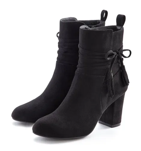 LASCANA Stiefelette schwarz Größe 35 - Wanderschuhe mit ca. 8 cm Absatzhöhe, aus hochwertiger Microfaser und ideal für stilvolle Outdoor-Abenteuer.