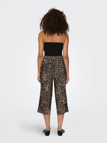 ONLY Onlwinner Life Culotte Pant Noos WVN für Jugendliche - Stylische Culotte-Hose von Only, normal geschnitten, mit Gürtel und Gürtelschlaufen – ideal für lässige Outfits und vielseitige Kombinationsmöglichkeiten.