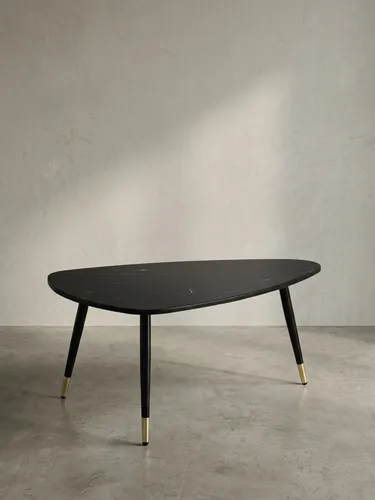 Dreieckiger Couchtisch mit Marmor Optik Schwarz, 90x60x41 cm