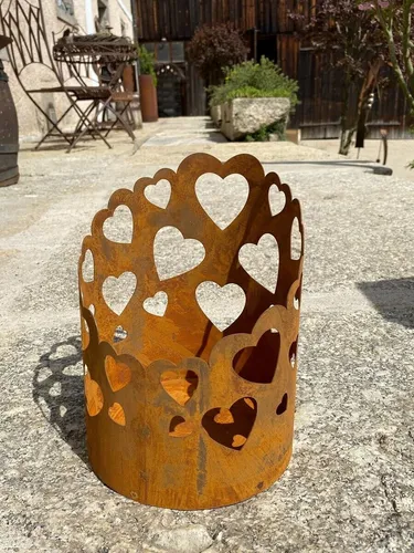 Edelrost Windlicht Sera klein mit offenen Herzen - Höhe 23 cm