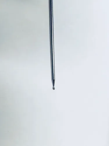 Webernadel mit Kugelspitze 11 cm - Hergestellt in Deutschland - Nähnadeln mit Kugelspitze für präzises Arbeiten, ideal für feine Stoffe und professionelle Ergebnisse.