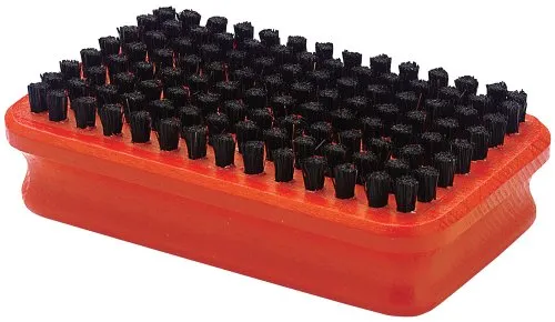 Swix T157B Brush Rectangular, Horsehair neutral - Werkzeuge für Skipräparation und Pflege – Die Swix T157B Rosshaarbürste sorgt für eine optimale Verteilung des TSP-Pulvers und verbessert die Skifläche für mehr Performance auf der Piste.