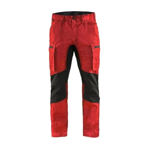 Blakläder® Service Arbeitshose Stretch 1459 1845 - rot/schwarz - Größe 62 - Leichte, abriebfeste Service-Arbeitshose mit schnelltrocknender Funktion. Enger Schnitt und vorgeformte Knie bieten hohen Tragekomfort. Stretch-Einsätze sorgen für optimale Bewegungsfreiheit. Praktische Taschen für Werkzeug und Handy.