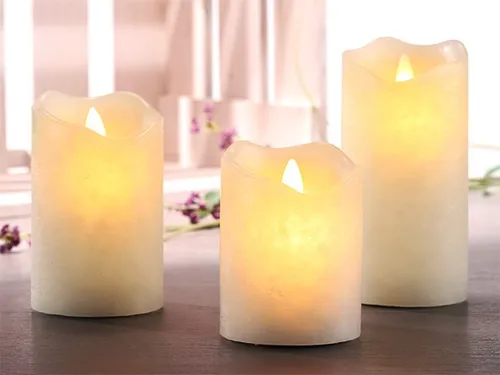 LED Kerzen 3er Set bewegl. Flamme Batterie Timer 4-8h 7,6x10/12/15cm flammenlos