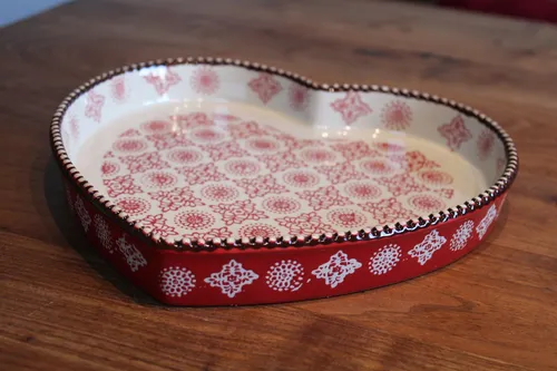 Weihnachtliche Auflaufform / Gebäckschale in Herzform, ofenfest, klein 21/19 cm